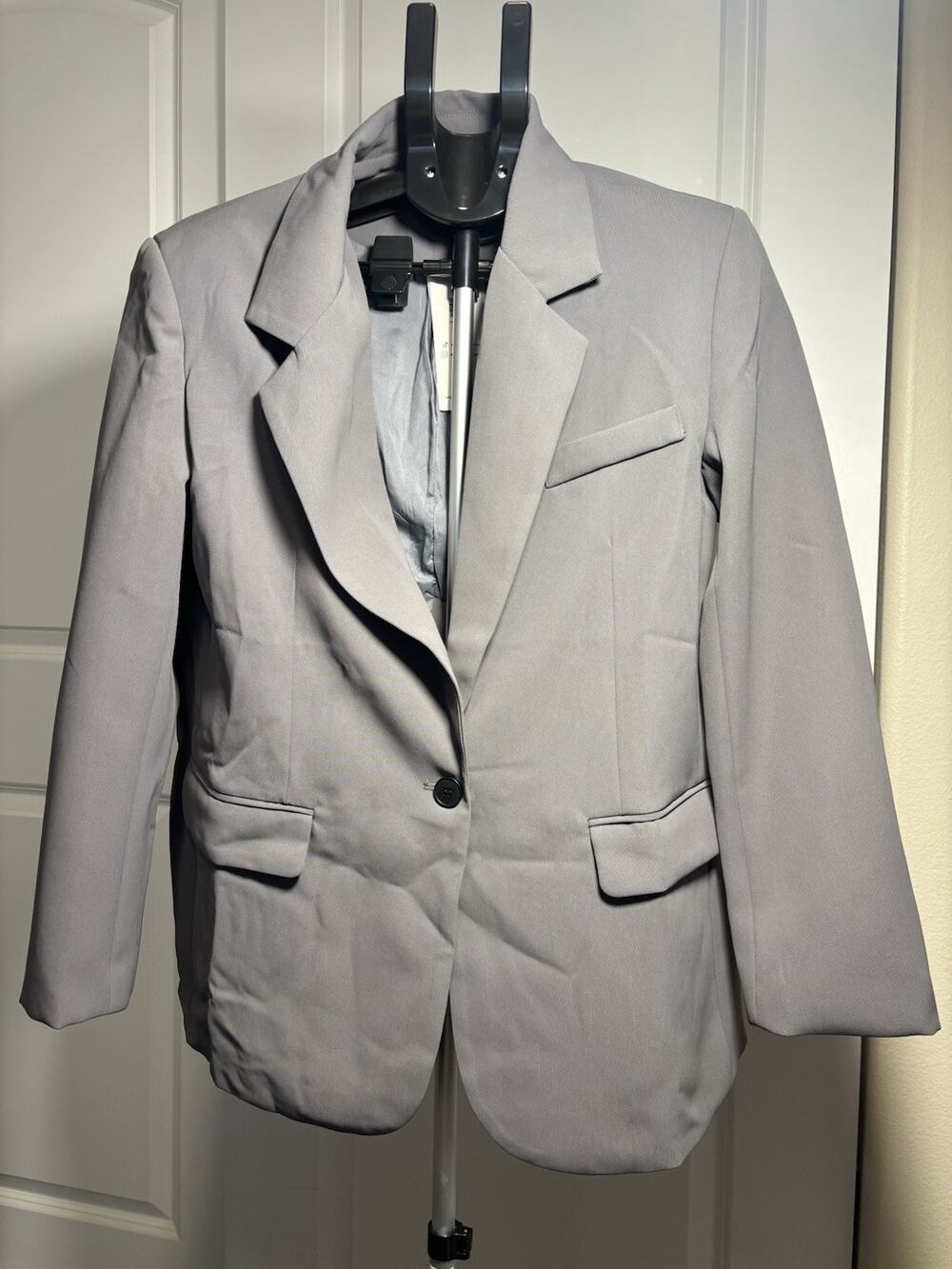 DAZY | large| Gray | BLAZER | NWT |